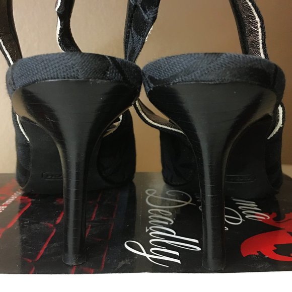 COACH "Diane" Logo'd Canvas & Leather Sling Back Heels 🐴 - Picture 9 of 15